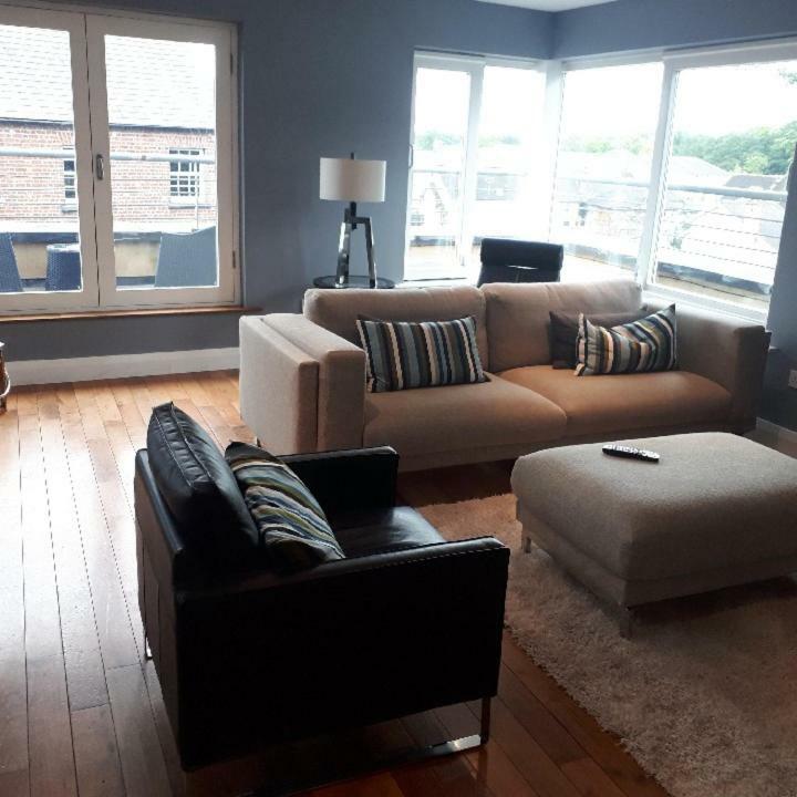 Luxurious Penthouse Apartment 1 , City Centre Kilkenny Extérieur photo